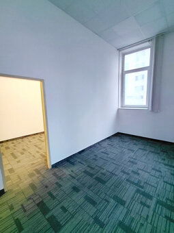 Prenajmeme admin. priestor so 6 kanceláriami v BA Ružinov - 3