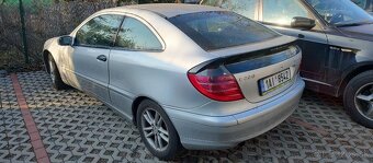 Mercedes C200k SportCoupe Nepojízdné - 3