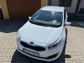Kia Ceed SW 1.6 GDI Gold - 3