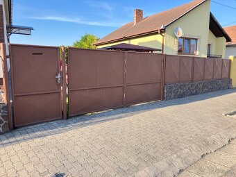 Železná brána, bránička, plotové diely - 3