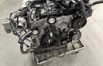 Kompletní motor Mercedes OM651 2.2d - 3