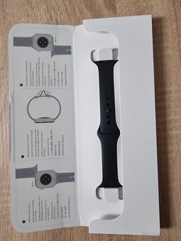 Nové Apple Watch Series 10, 42 mm, black - 3