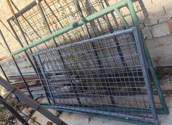 Železné konštrukcie na záhradu - 3