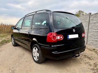 Volkswagen Sharan 1.9 TDi 4motion - 3