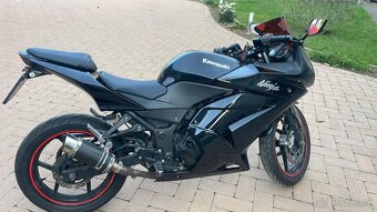 Kawasaki Ninja 250 - 3