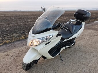 Suzuki Burgman AN 400 - 3