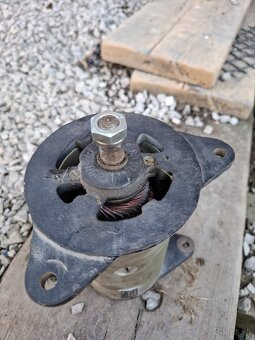 Dynamo wartburg - 3