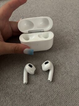Predám Apple AirPods 3. generácie - 3