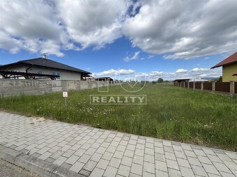 Stavebný pozemok na predaj – Veľká Lomnica (640 m2) - 3