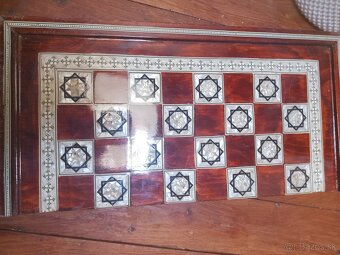 Rucne vyrobeny Backgammon - 3