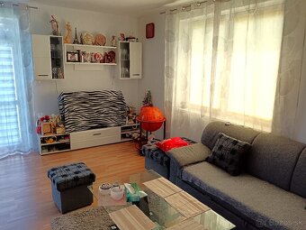 Na predaj rodinný dom s veľkým pozemkom 1968 m2 | Holumnica - 3