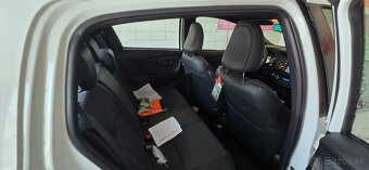 Toyota Yaris - 3