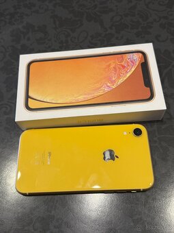 Predám Iphone XR - 3