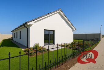 SKOLAUDOVANÝ RODINNÝ DOM, TEHLOVÁ STAVBA, IHNEĎ VOĽNÝ - 3