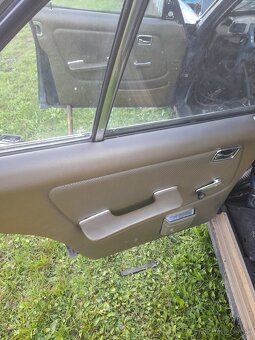 Mercedes-Benz w123 - 3