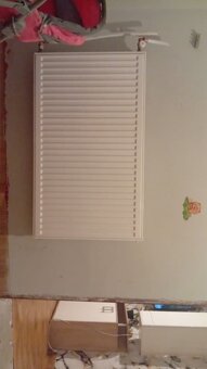 Ponúkam na predaj radiátory a rebrík - 3