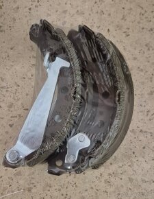 Predám brzdové čeľuste na Fabia, Polo - 3