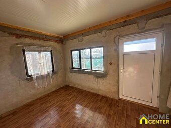 PREDAJ : ZÁHRADA S MUROVANOU CHATKOU, KOMÁRNO - 3