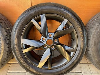 SKODA orig LYRA alu disky 205 55 R17 5x112 Skoda Superb oct - 3