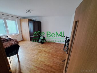 predane Na predaj rodinný dom v obci Vinohrady nad Váhom - 3