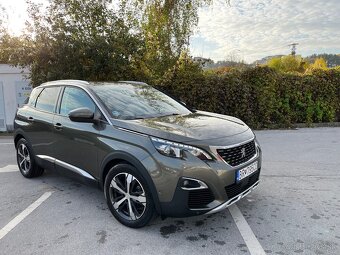 Peugeot 3008 1,6 BlueHDi Allure s bohatou výbavou - 3