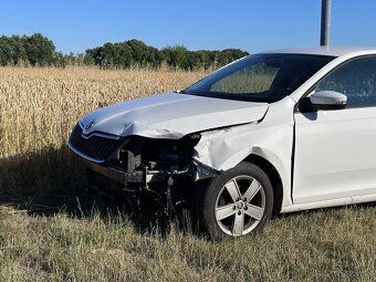 Škoda Rapid Spaceback 1.2TSI DSG, HAVAROVANÁ - 3