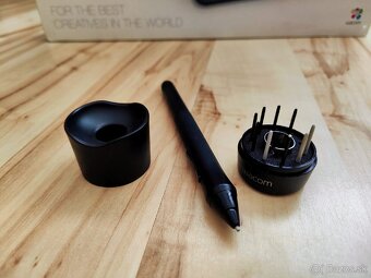 Wacom Intuos5 M grafický tablet - 3