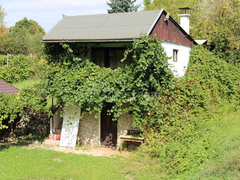 Záhradná chatka s altánkom a skleníkom na veľkorysom… - 3