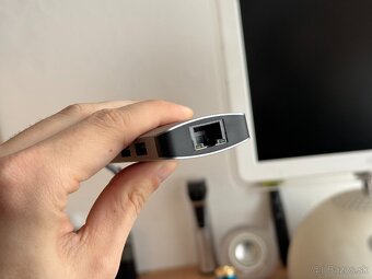 USB HUB 8k LINQ BYELEMENTS 8K HDMI 2.5GB ethernet - 3