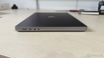 Macbook Pro M1 Max - 16”, 32GB Ram - 3