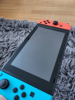 Nintendo switch v2 predám/vymením - 3