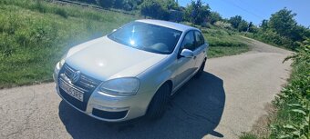 PREDÁM WOLKSWAGEN JETTA 1,6 benzin - 3