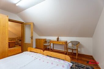 Možný odpočet DPH - chata s dvoma apartmánmi - Santovka - 3