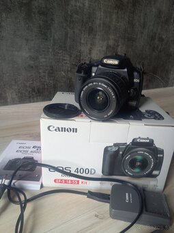 Canon EOS 400D s objektívom EF-S 18–55mm - 3