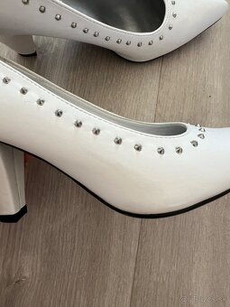 Deichmann nové biele lodičky - 3