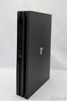 PlayStation 4 Pro 1TB (CUH-7016B) + DualShock 4 + 2 hry - 3