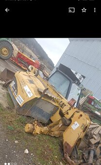 Cat th220 teleskopický manipulator - 3
