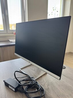 Predám LCD monitor HP 24" - 3