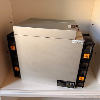 Miner L7 9050 - 3