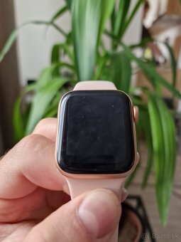 Apple watch SE 40mm - 3