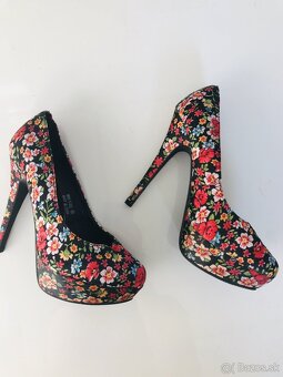 nove krasne topanky na 13cm opatku,v.d 24cm, vel.39 - 3