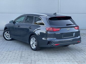 Kia Ceed SW 1.6 CRDi 136k Gold A/T - 3