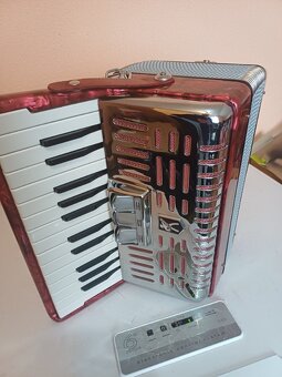 Predám akordeón Hohner - 3