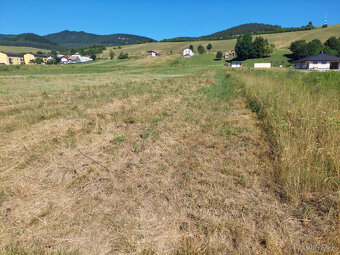 PREDAJ STAVEBNÝ POZEMOK ZBYŇOV + DOHODA - 3