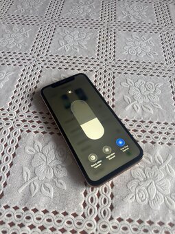 iPhone 11 Pro 64GB - Top stav - 3