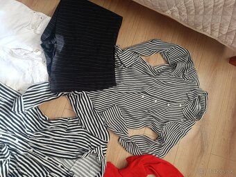 Balík oblečenia dámske 34-36 - 3