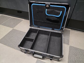 Kufrík na náradie - 3