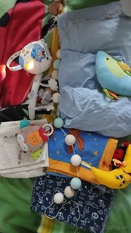 Projektor, plachty, povlecenie, hracky - 3