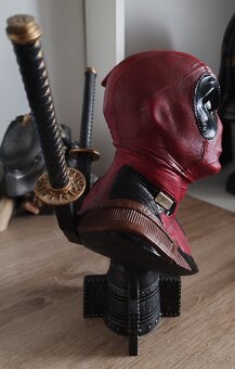 Predám zberatelskú figúrku,bustu Deadpool - 3