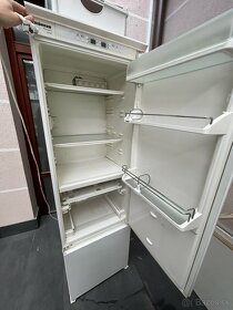 Veľká a priestorná chladnička + mraznička liebherr - 3